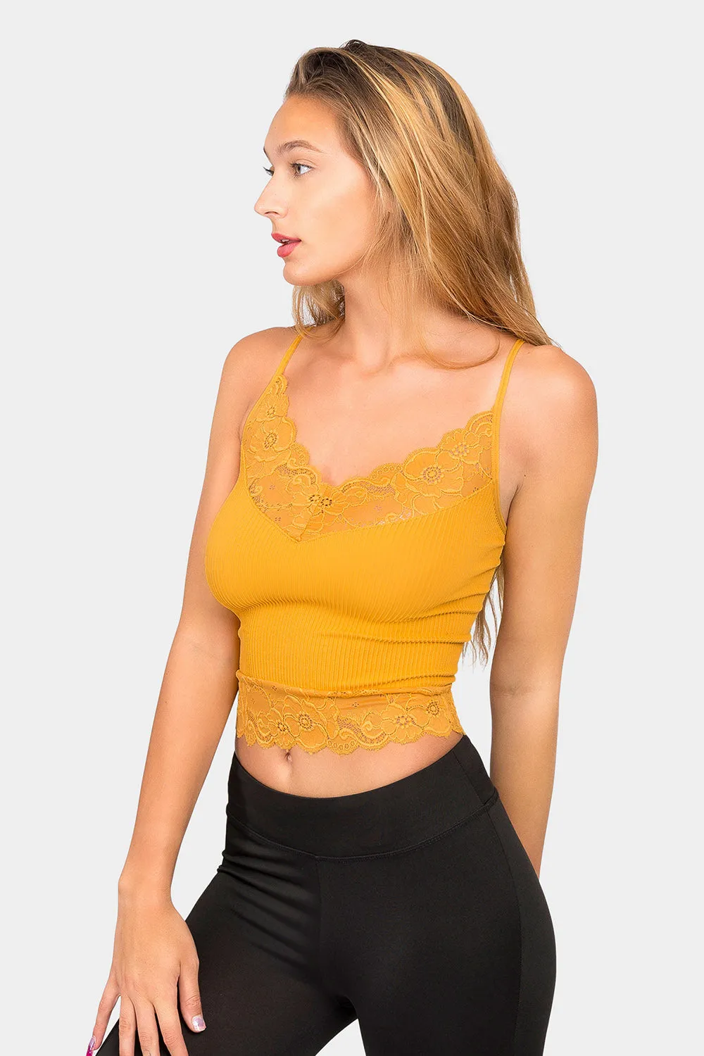 Lace Detail Seamless Cami Top